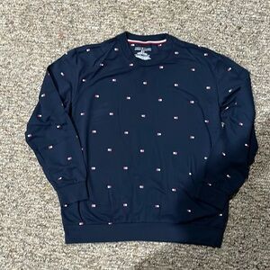 Tommy Hilfiger sweater size medium